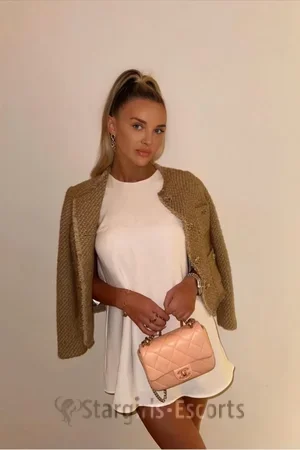Alice Escort