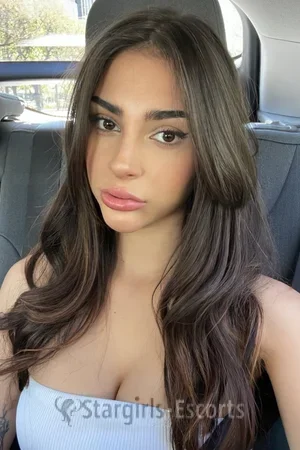 Yasmine Escort
