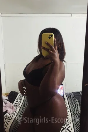 Lea Escort