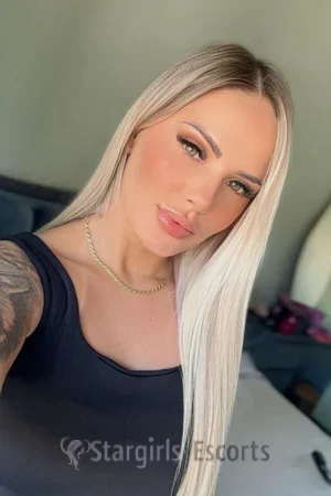 Jully Candy Escort