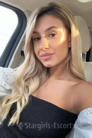 Leila Escort