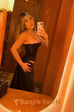 Louise Escort