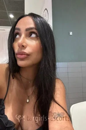 Liz Escort