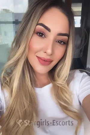 Camila Milani Escort