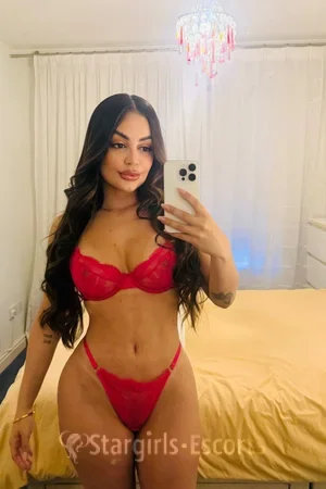 Nina Escort