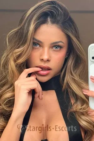 Vasia Escort