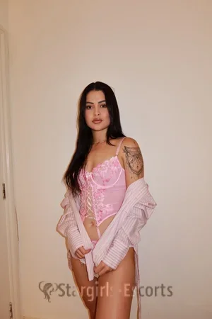 Lina Escort