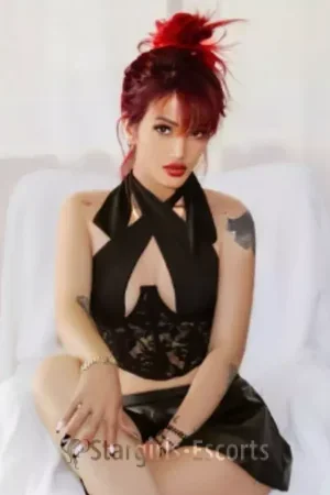 Petronella Escort