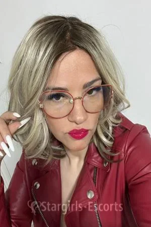 Martina Escort