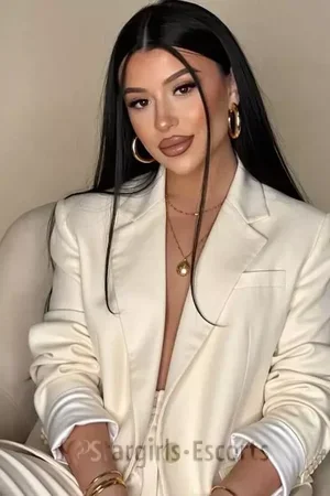 Tina Escort