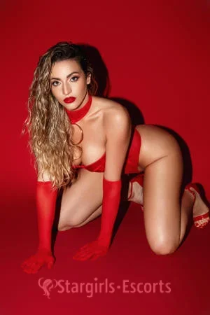Alexandra Escort