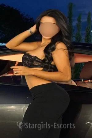 Aida Escort