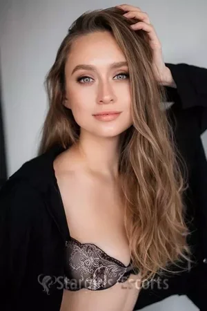 Adona Escort