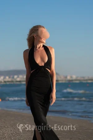 Melanie Escort
