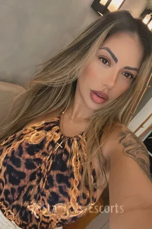 Lola Escort