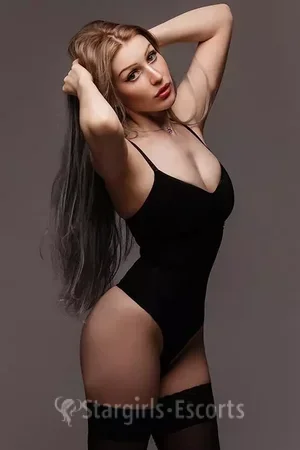 Navenka Escort
