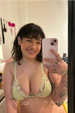 Maya Escort