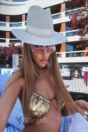 Celine Escort