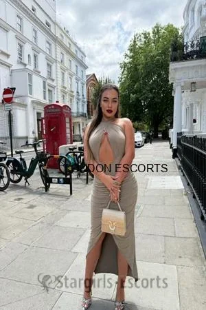 Amy Escort
