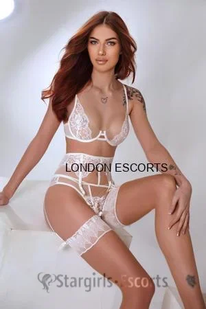 Mimi Escort