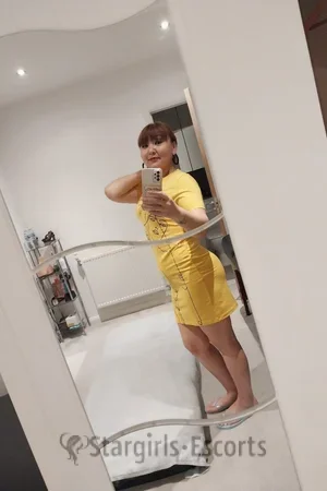 Yana Escort