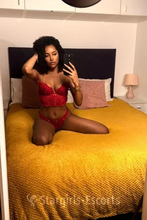 Alice Escort