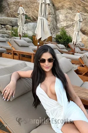 Giovanna Santos Escort