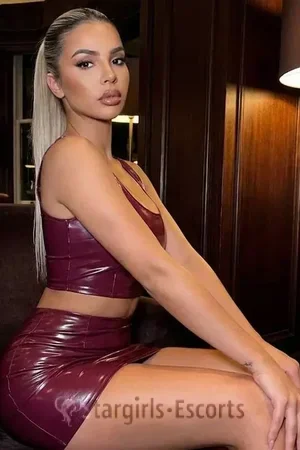 French blonde girl in London Escort