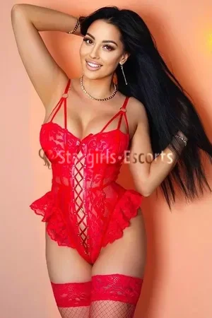 Brunette Model Penelope Escort