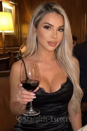 French blonde girl in London Escort