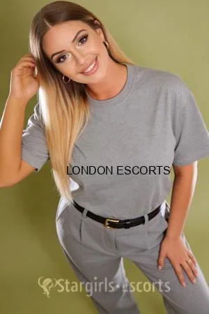 Karina Escort