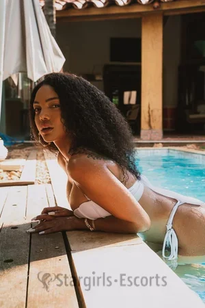 Valentina Prada Escort