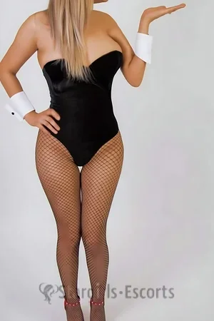 Cleo Escort