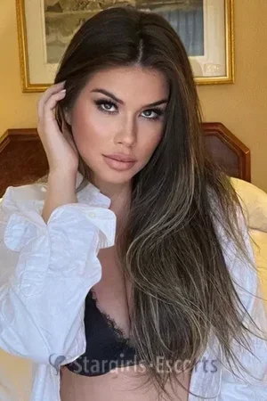 Ananda Escort
