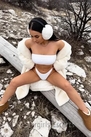 Karina Escort
