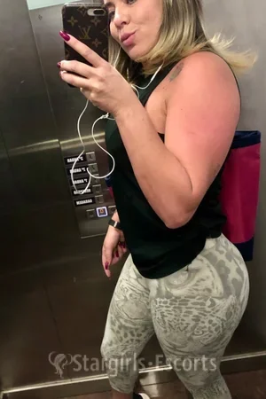 Ana Clara Escort