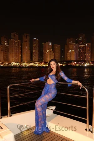Khloe Escort