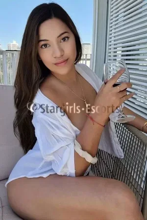 Fruki Escort