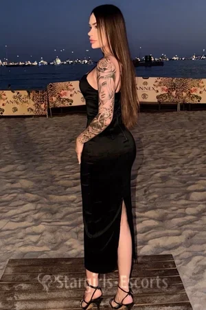 Victoria Escort
