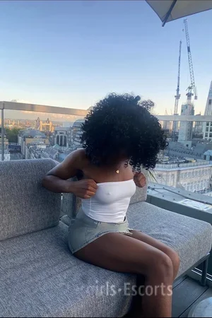 Kaja Lynx Escort